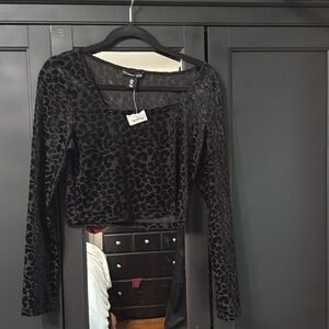 Sincerely Jules Black Leopard Velvet/Mesh Crop Blouse